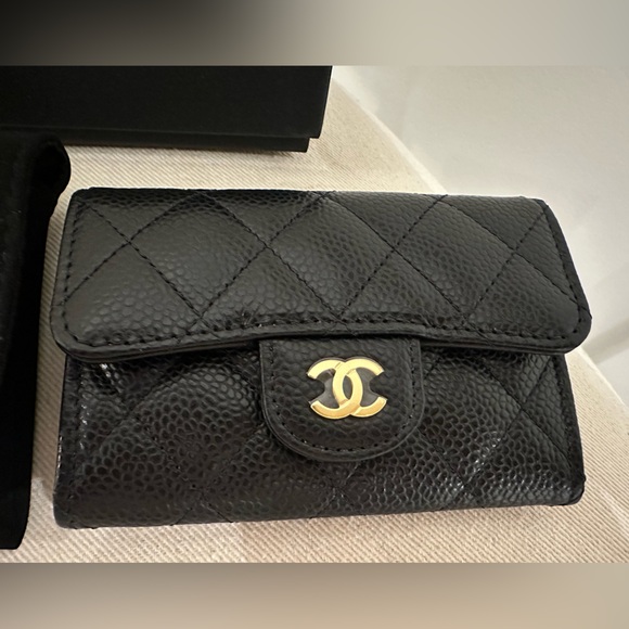 Classic Chanel Black Caviar Quilted Flap Card Holder Wallet Black Gold NWT - Picture 3 of 10